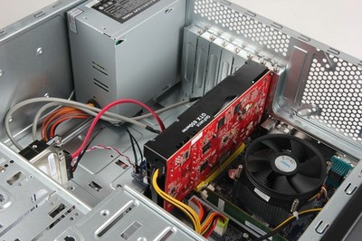 匠心獨運 打造合理箱內布局，完美釋放顯卡潛能